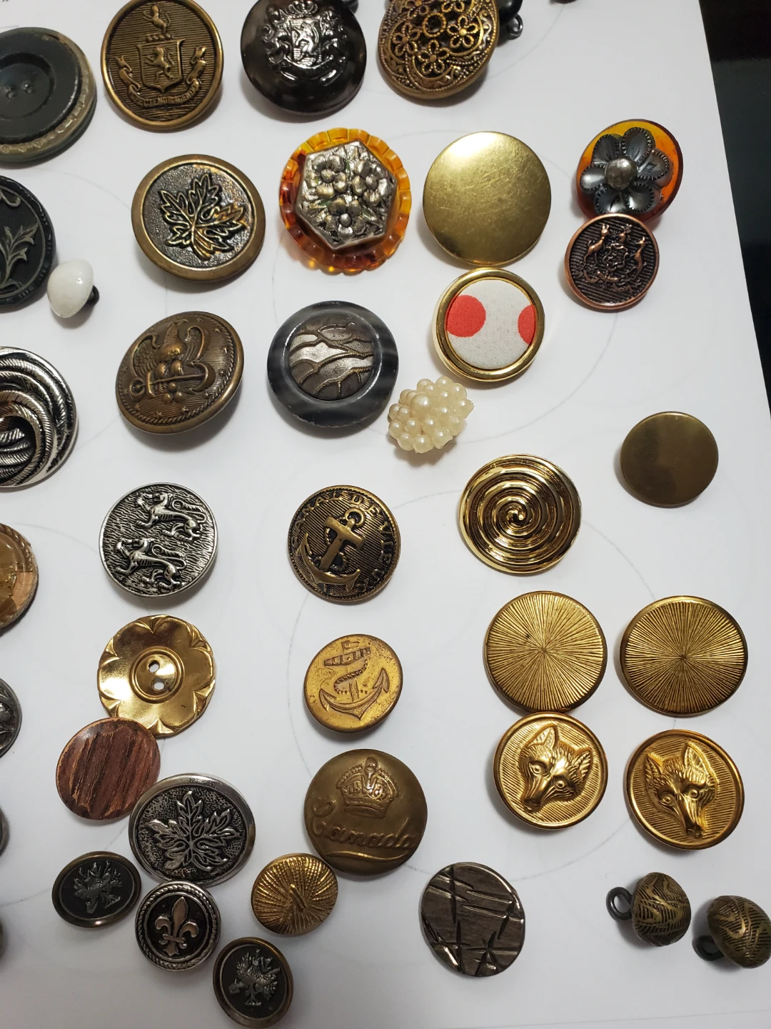 Assorted Vintage Decorative Buttons Lot over 50 Magnetic - photo 4