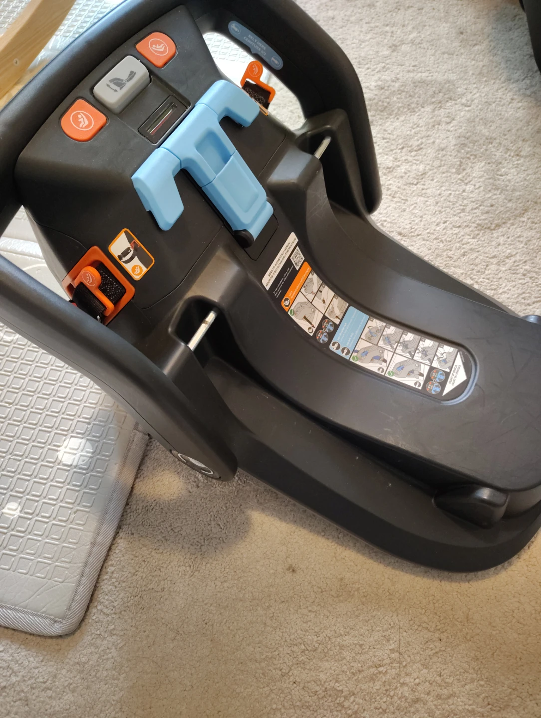 UPPAbaby MESA V3 Infant Car Seat with Base and Adapters - photo 2