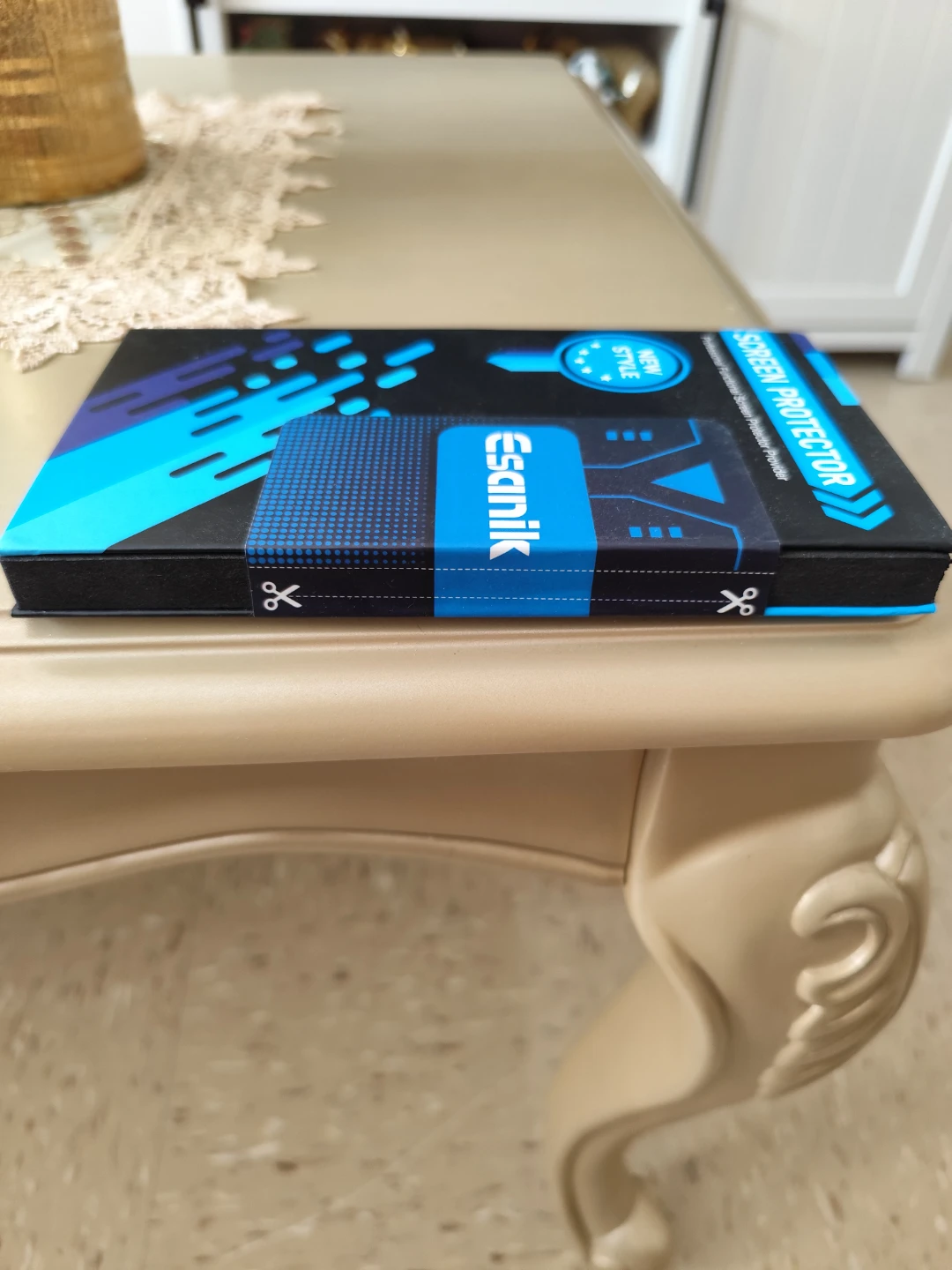 Esanik Screen Protector - photo 2