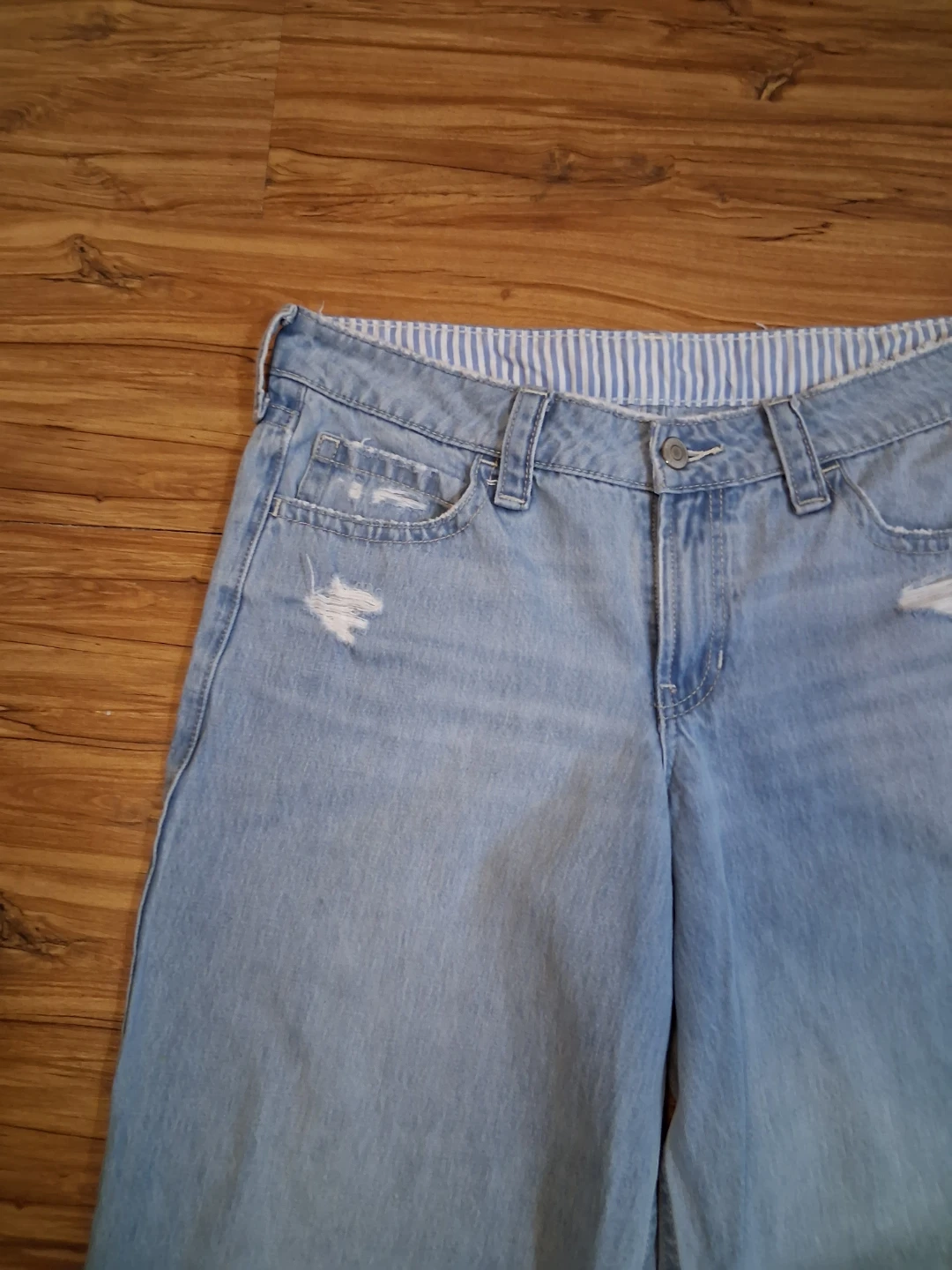 Hollister Low-Rise Super Baggy Jeans – Size 8R / W29 - photo 3