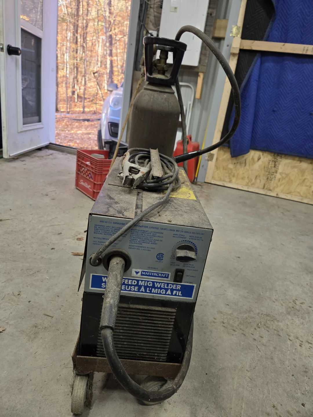 Mastercraft Wire Feed MIG Welder - photo 2
