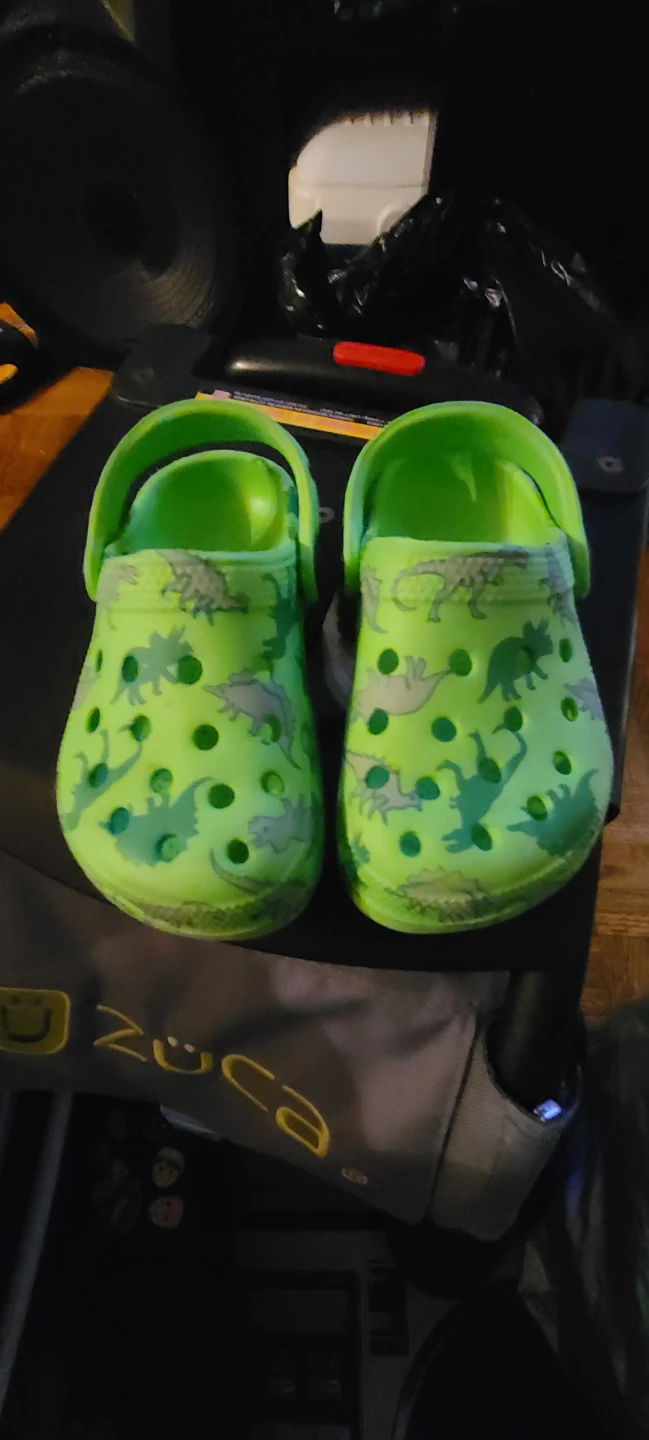 Crocs kids dinosaur clogs green size 7