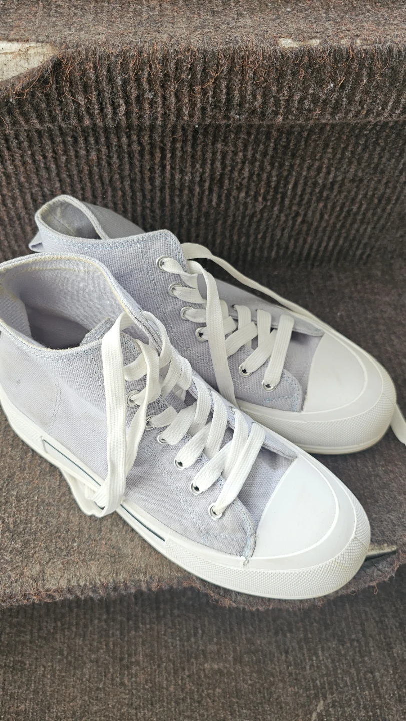 Light Grey High-Top Sneakers Size 8 - photo 3
