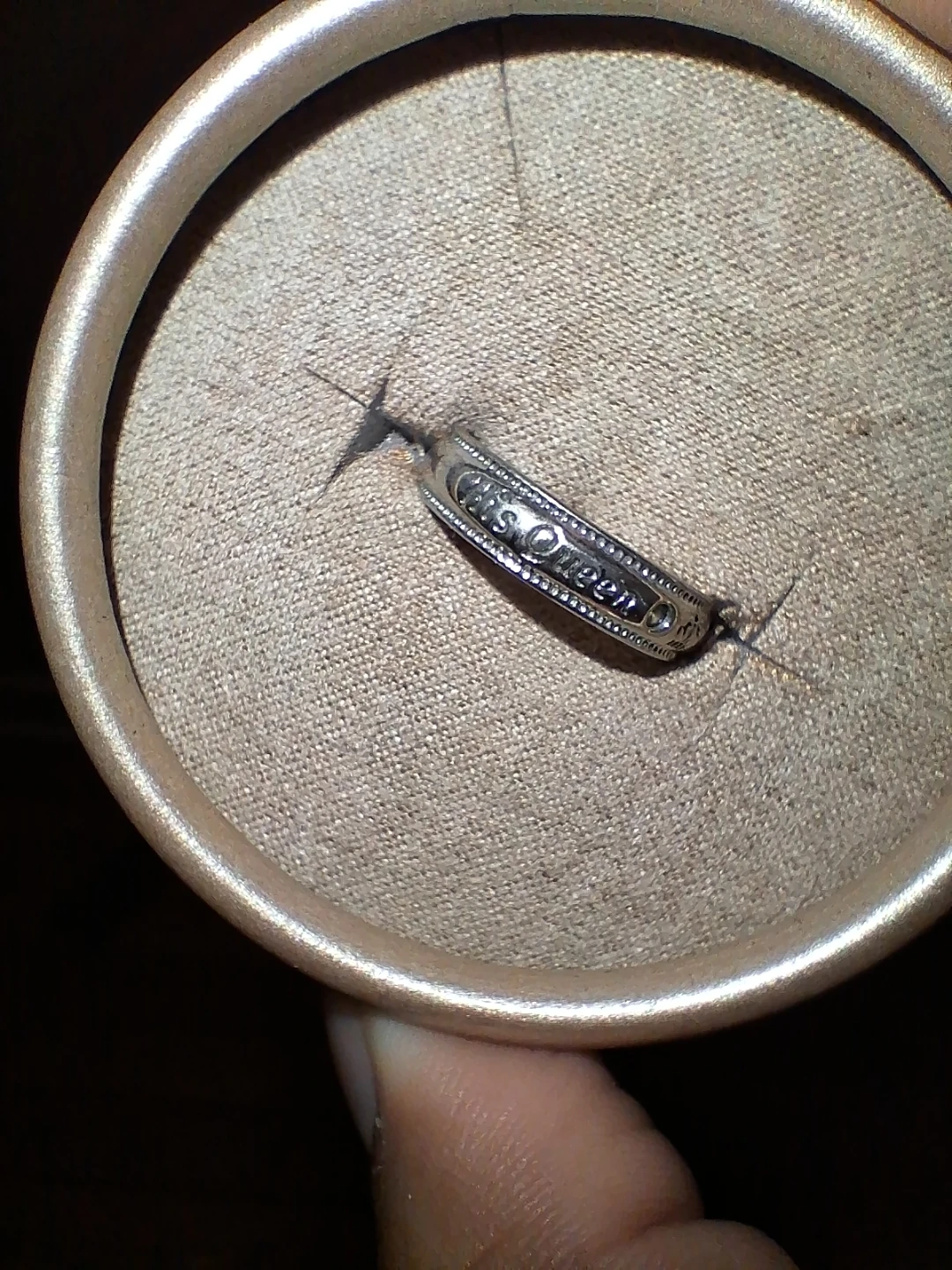 His Queen silver-tone ring - photo 2