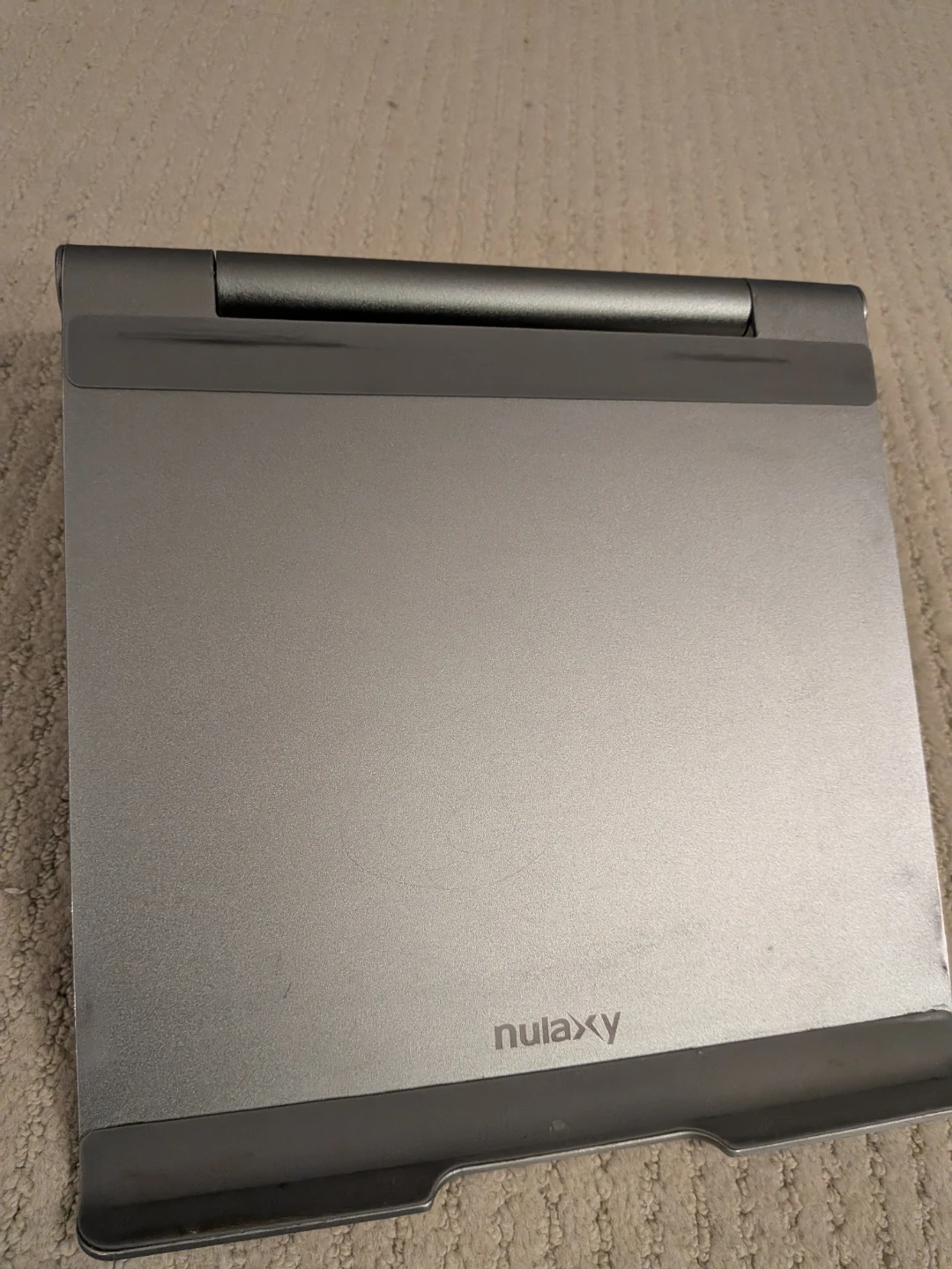 Nulaxy Adjustable Laptop Stand