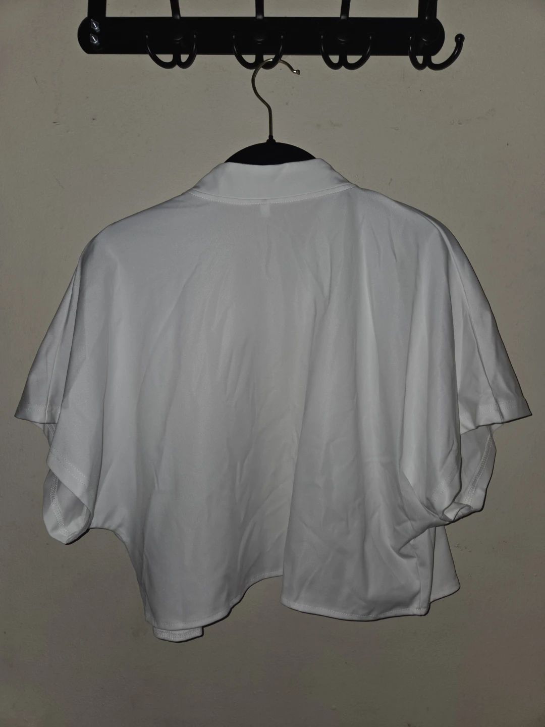 Unbranded White Cropped Top in a Ladies L - photo 2