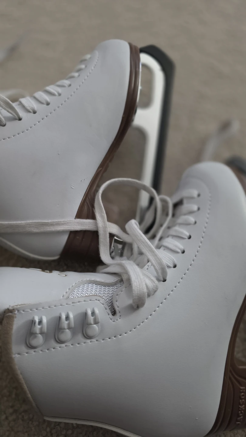 Jackson Mystique Figure Skates Size 1 - photo 4