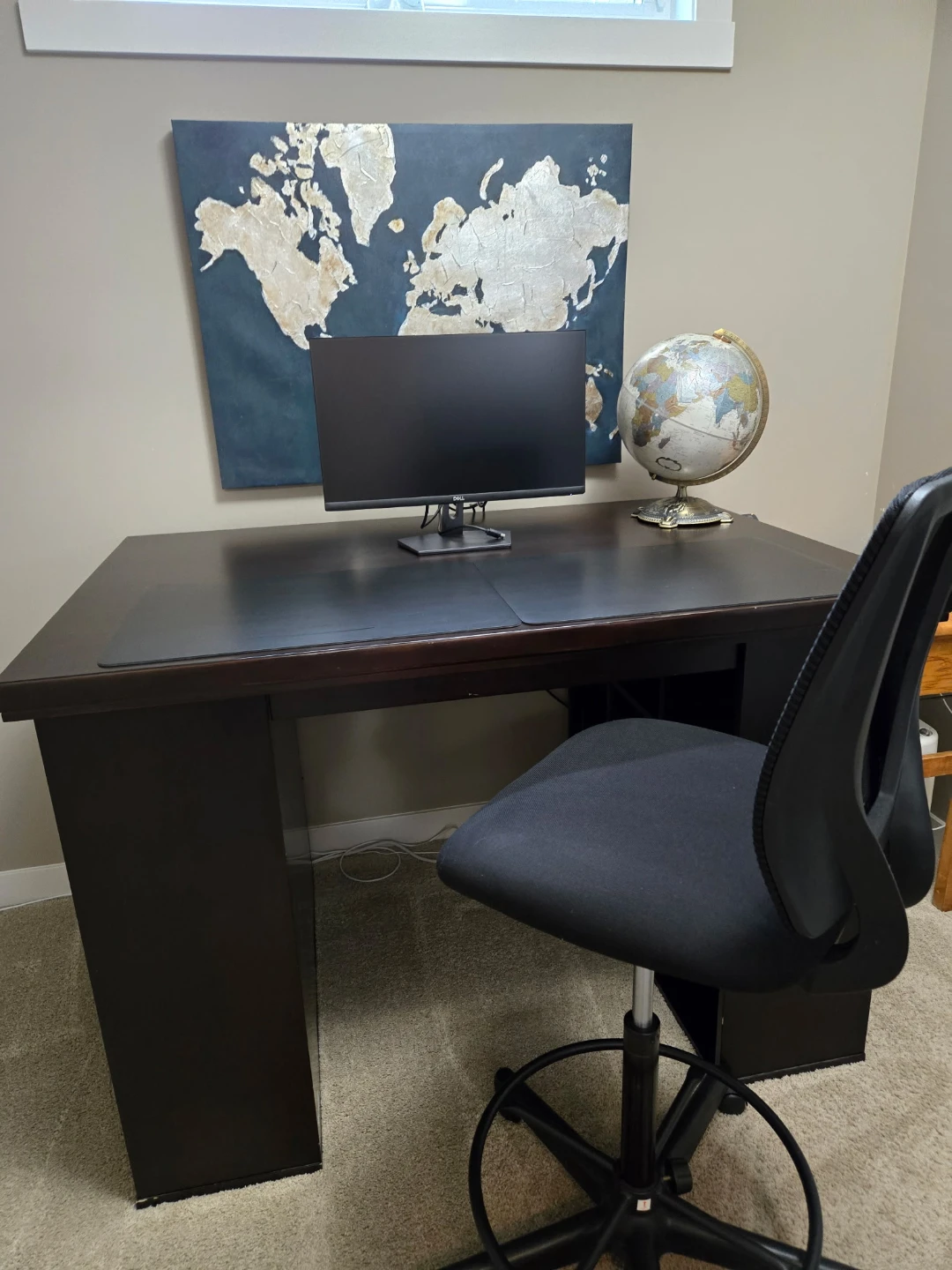 Stand up desk/craft table with storage - photo 2