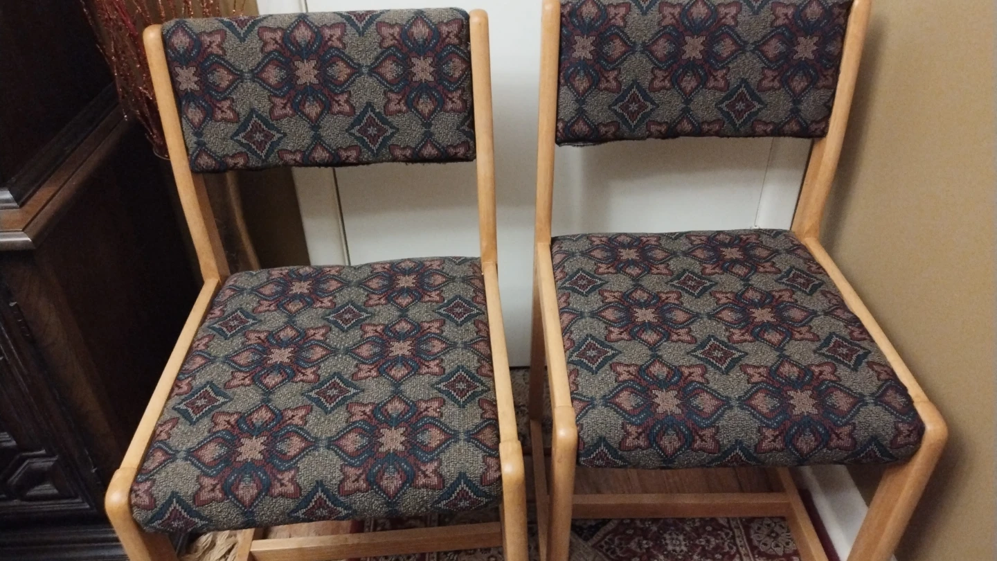 Set of Two Wooden Dining Chairs - photo 3