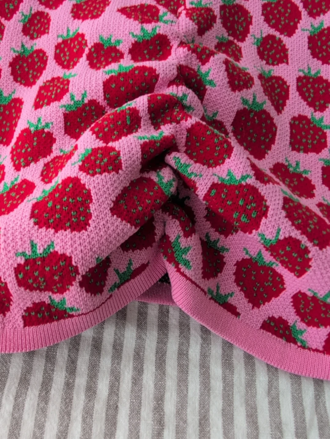 Savida Strawberry Knit Top - photo 4