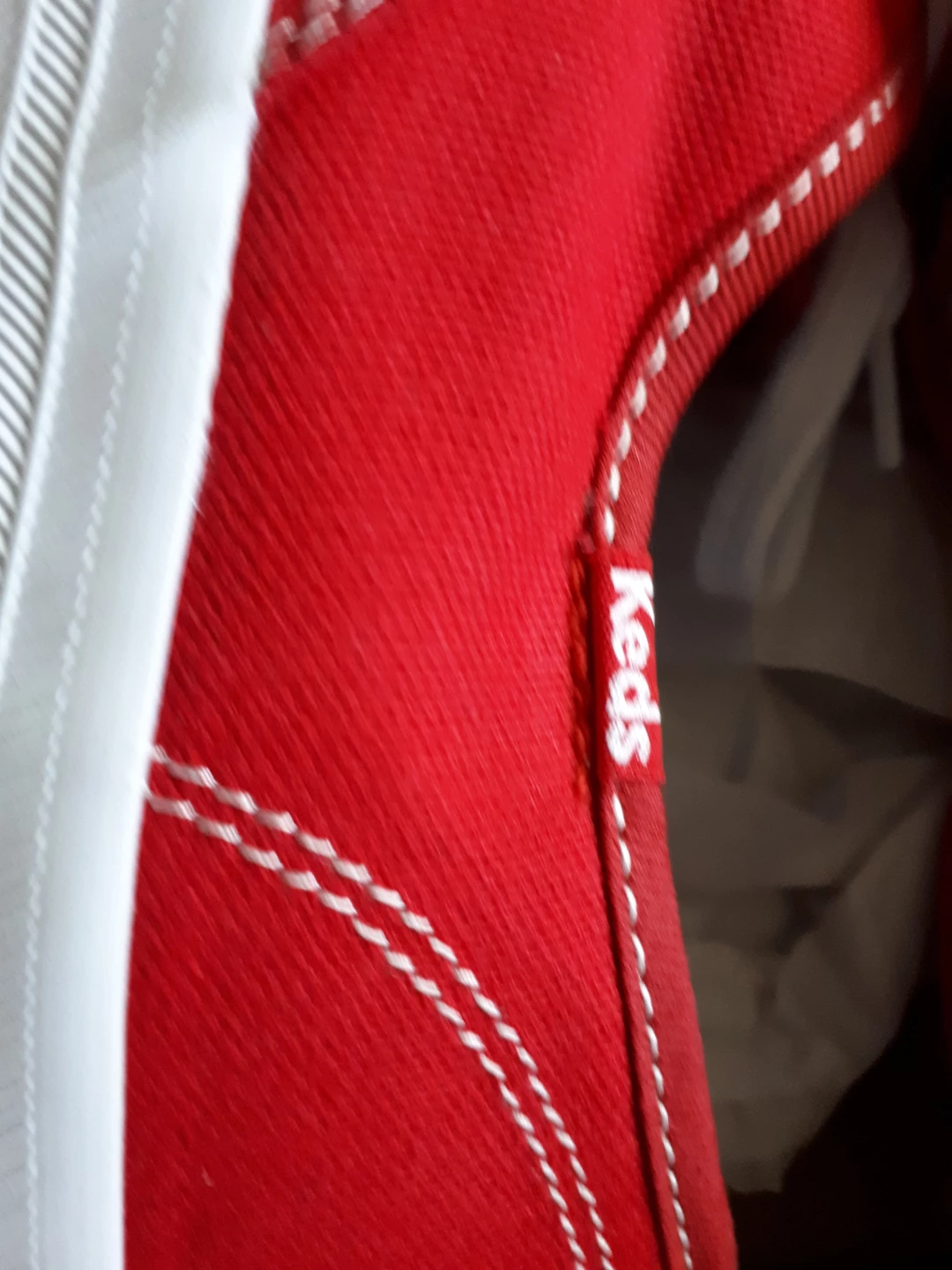 Keds Red Sneakers Size 8.5 - photo 5