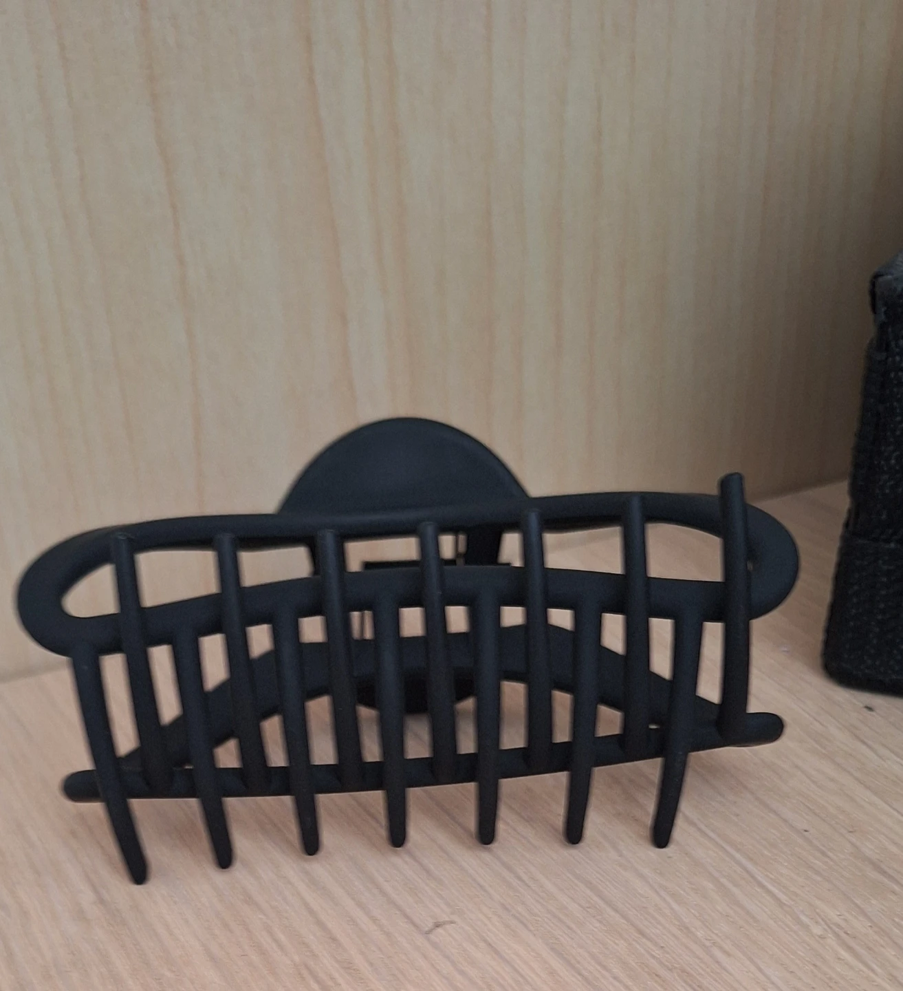 Matte Black Hair Claw Clip - photo 2