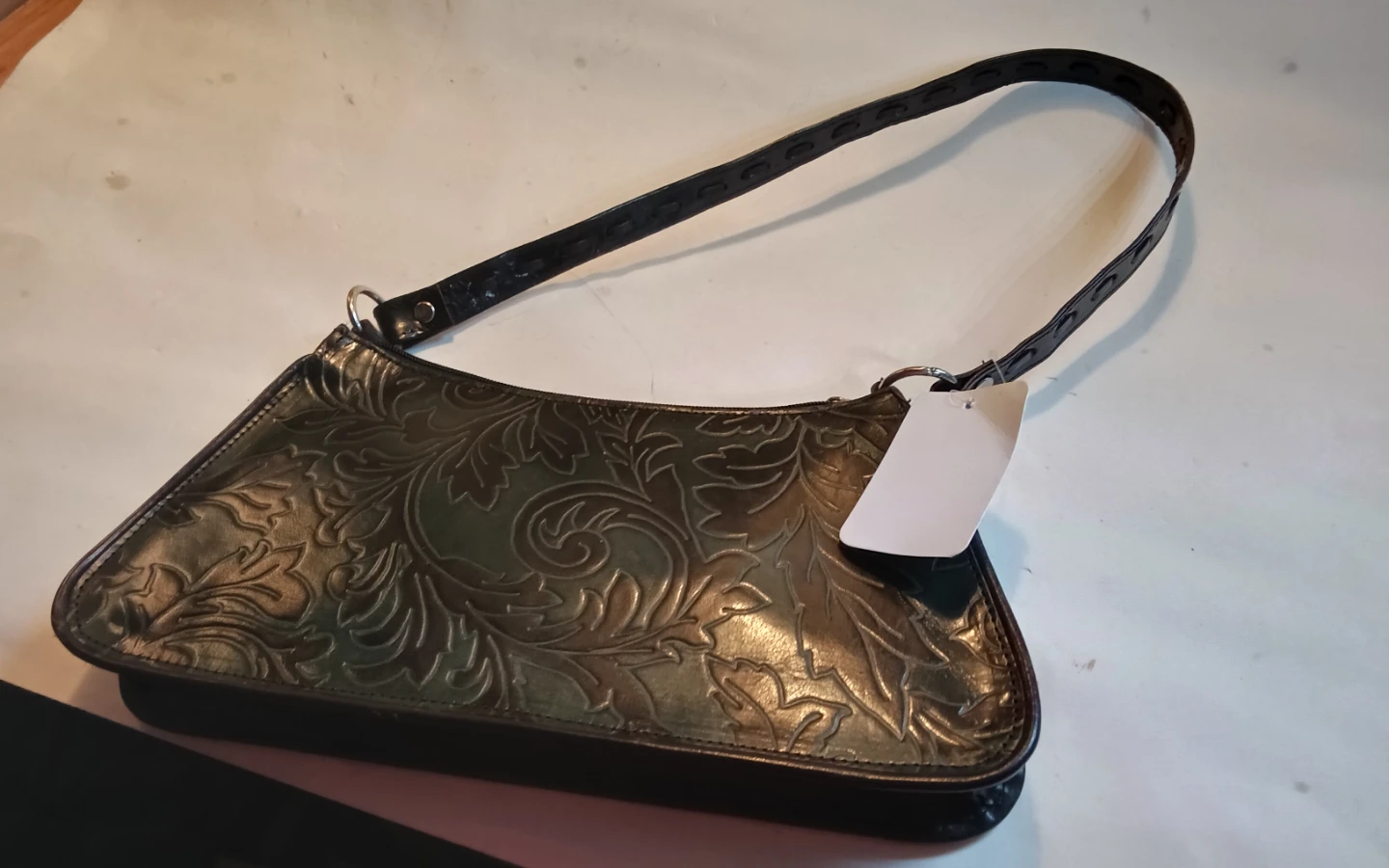 VTG Relic Genuine Tooled Leather Baguette Bag - photo 4