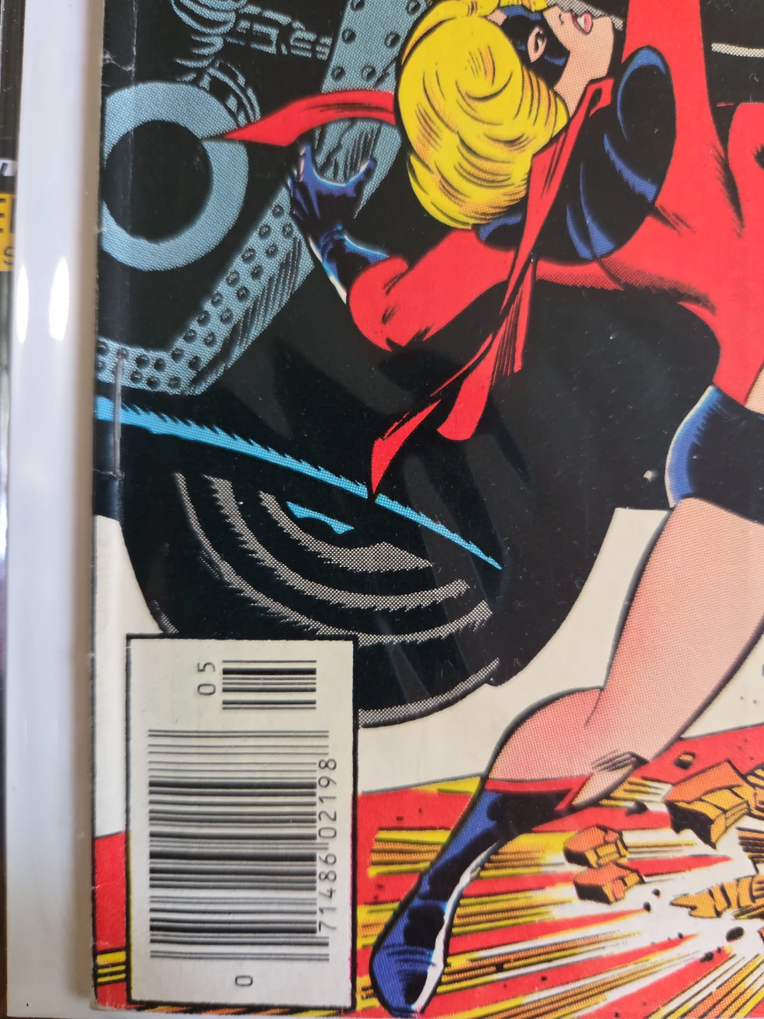 Ms. Marvel #5 May 1977 Comic Book - photo 3