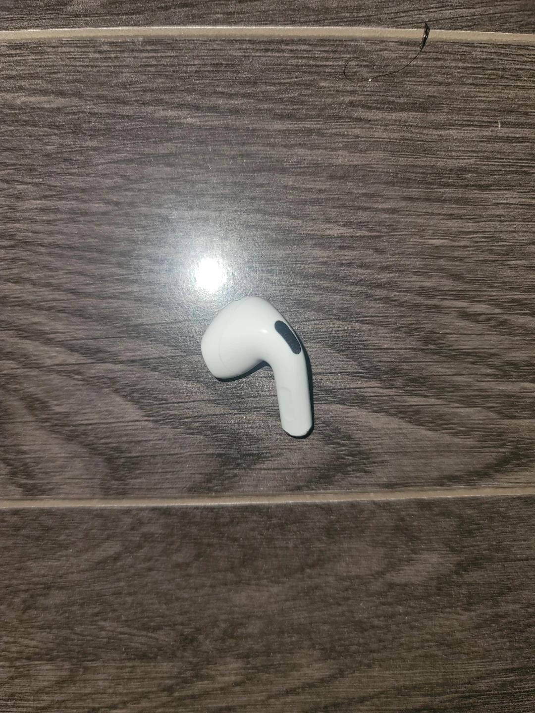 Apple AirPods 4 Left Earbud (ANC) - photo 3