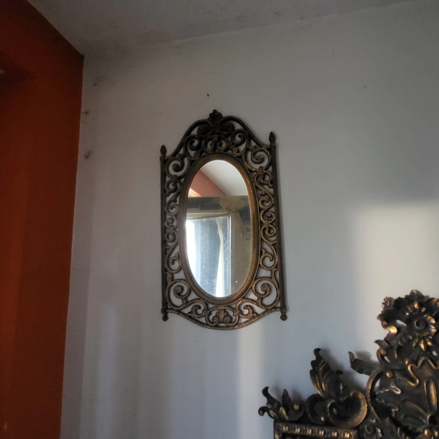 Vintg Beautiful Ornate Gold Wall Mirror - photo 2