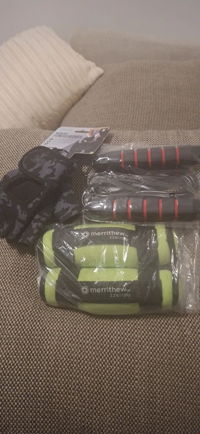 2× Merrithew Dumbbells 2.5 lbs, Fitness Gloves, Jump Rope