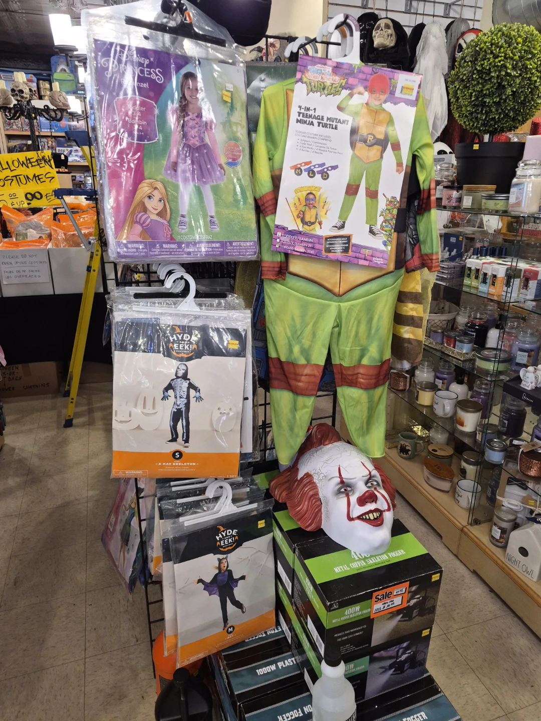 New Halloween costumes kid's and adults. $5 each and up. deals - photo 3