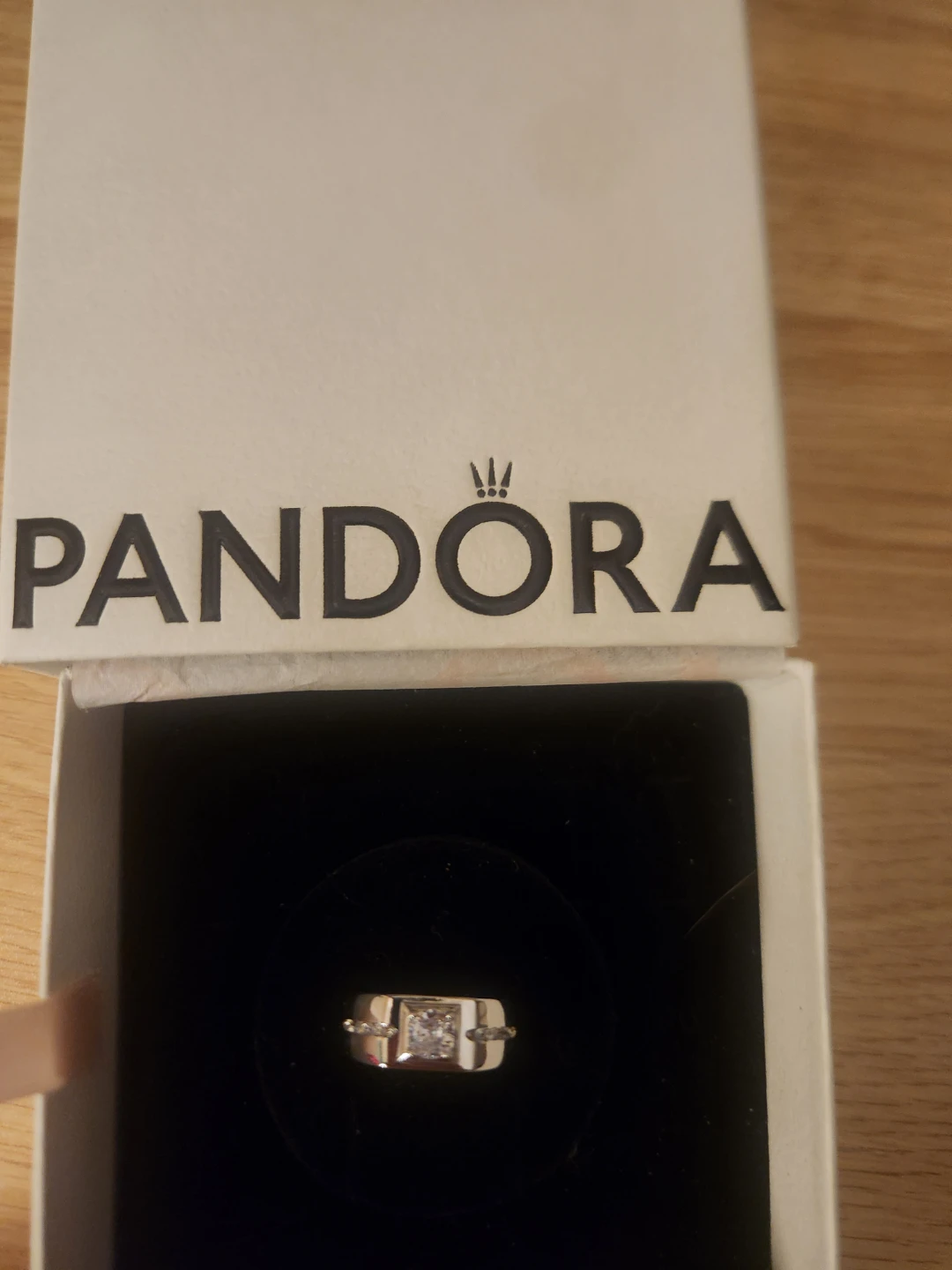 Pandora ring with center stone