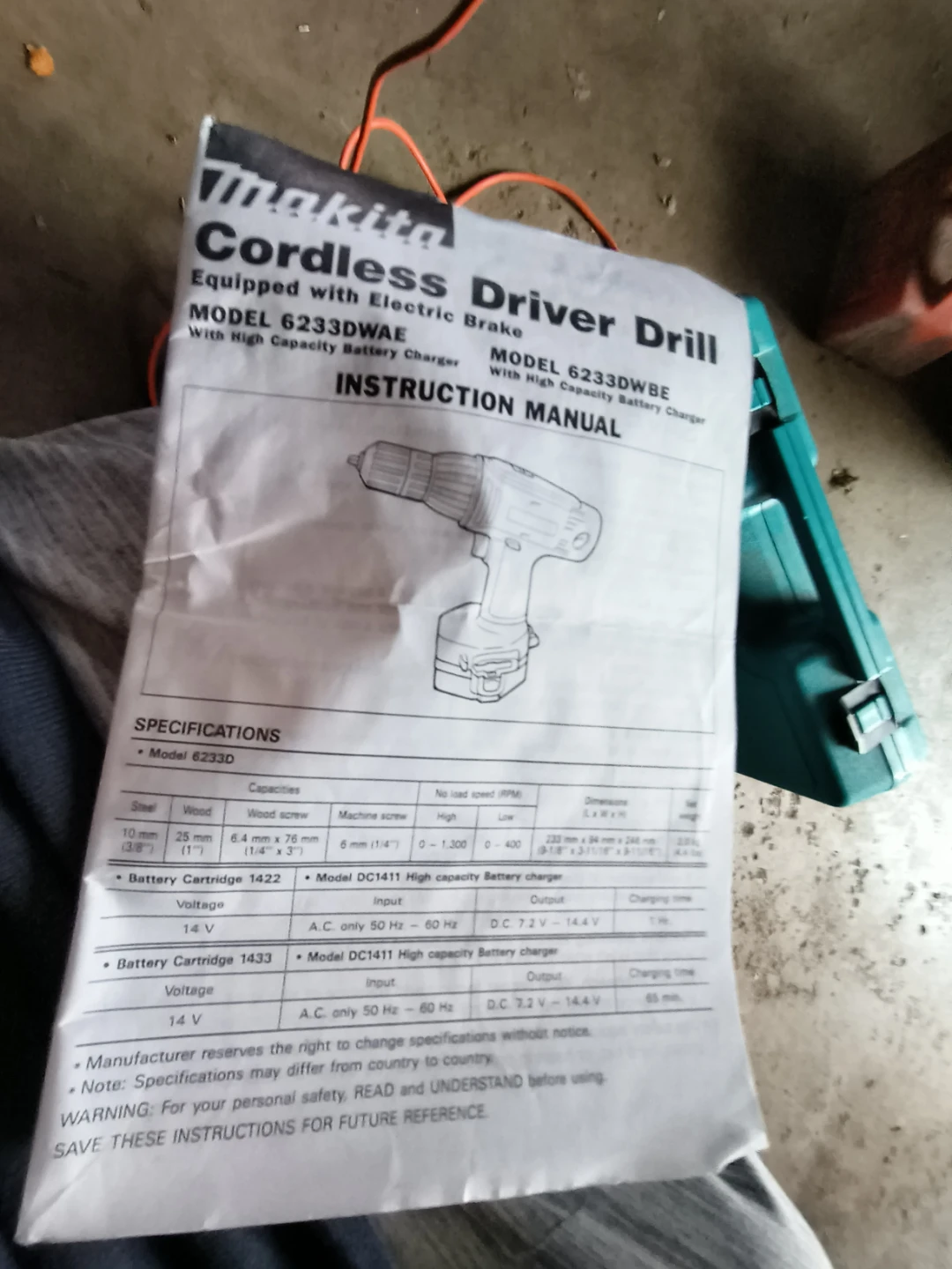 Makita Drill Charger - photo 2