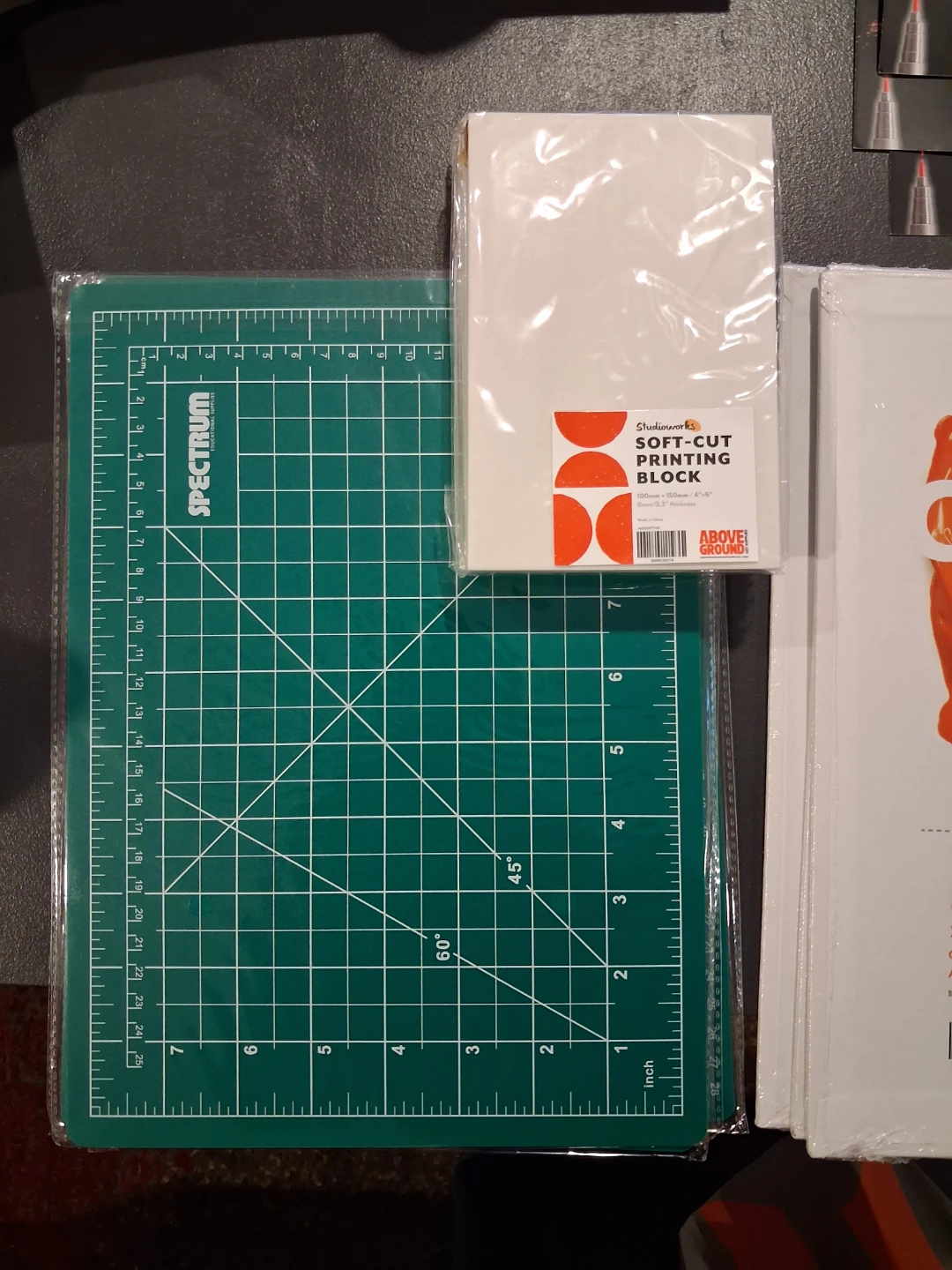 Retail $200+. NEW Art Supplies. - photo 3