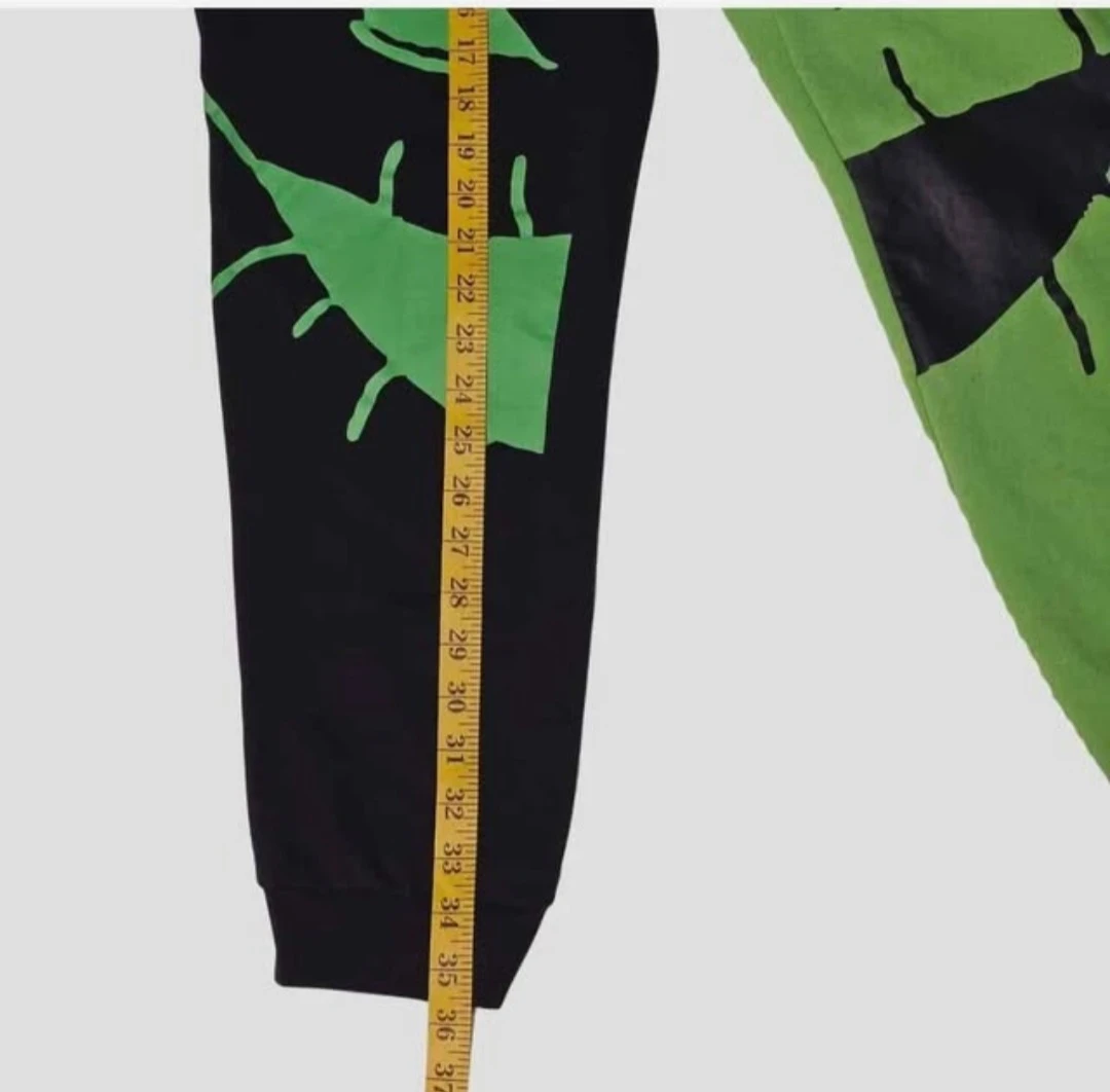 Two-tone Graphic Jogger Pants - photo 3