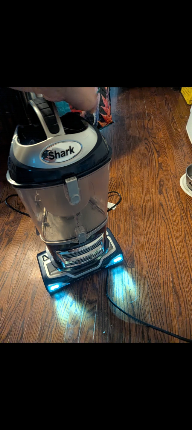 Shark Professional Navigator Lift Away vacuum