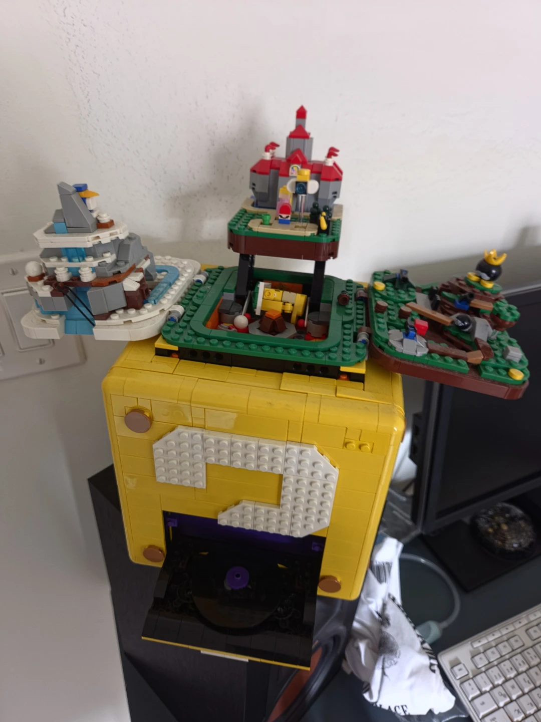LEGO Super Mario 64 Question Mark Block - photo 2