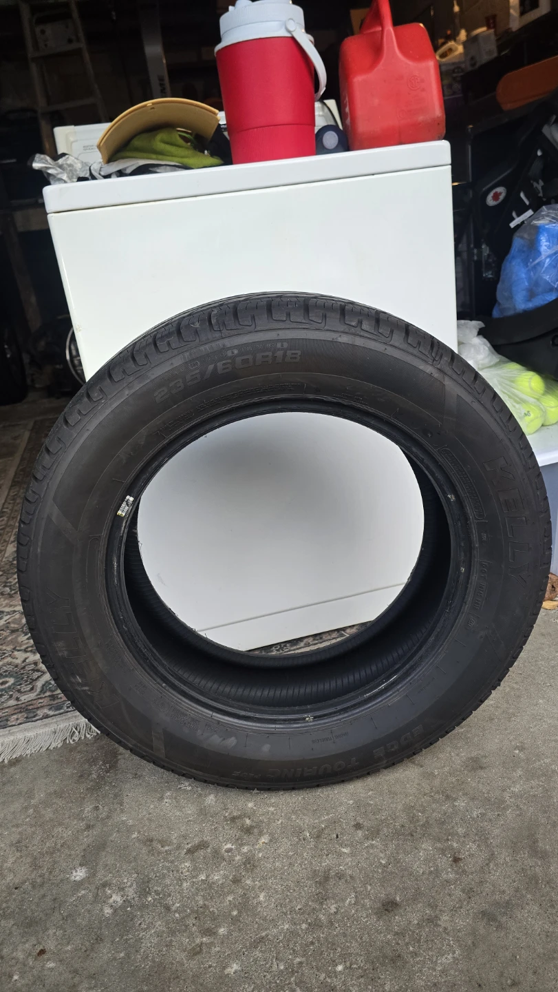Set of 4 Kelly Edge Touring 235/60R18 Tires - photo 4