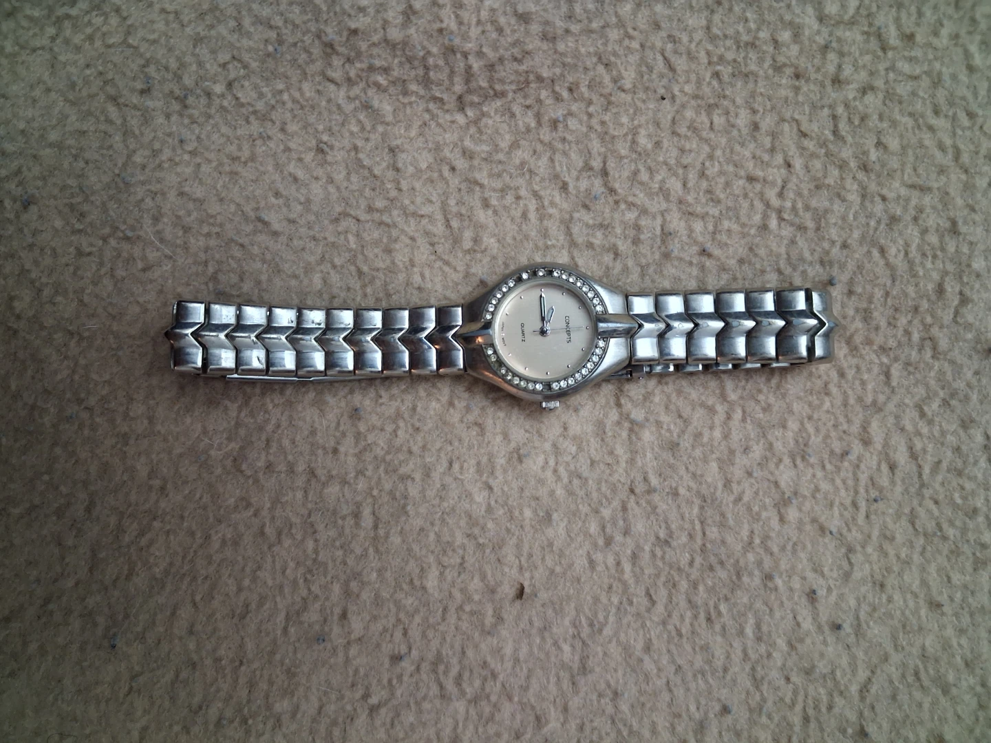 Concepts Silver-Tone Quartz Watch - photo 2