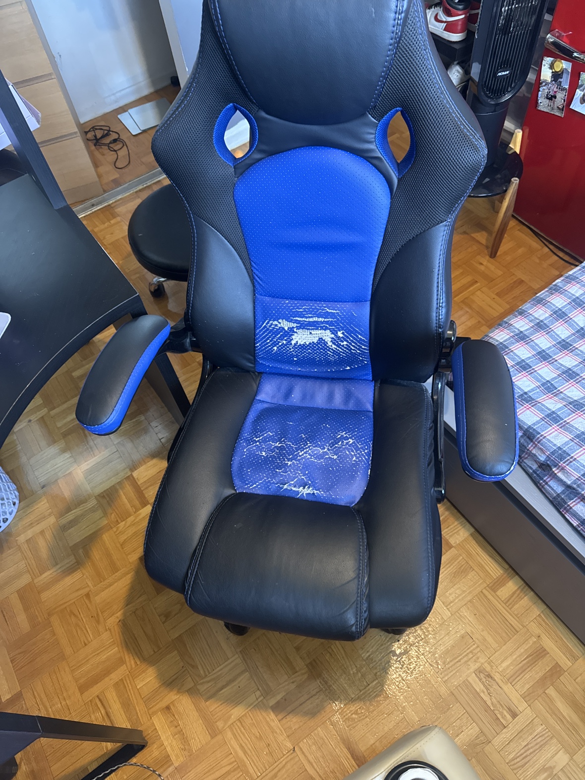 Blue and black gaming chair - photo 2