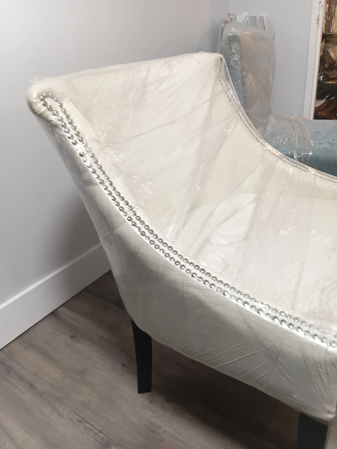 White  Accent Chair - photo 5