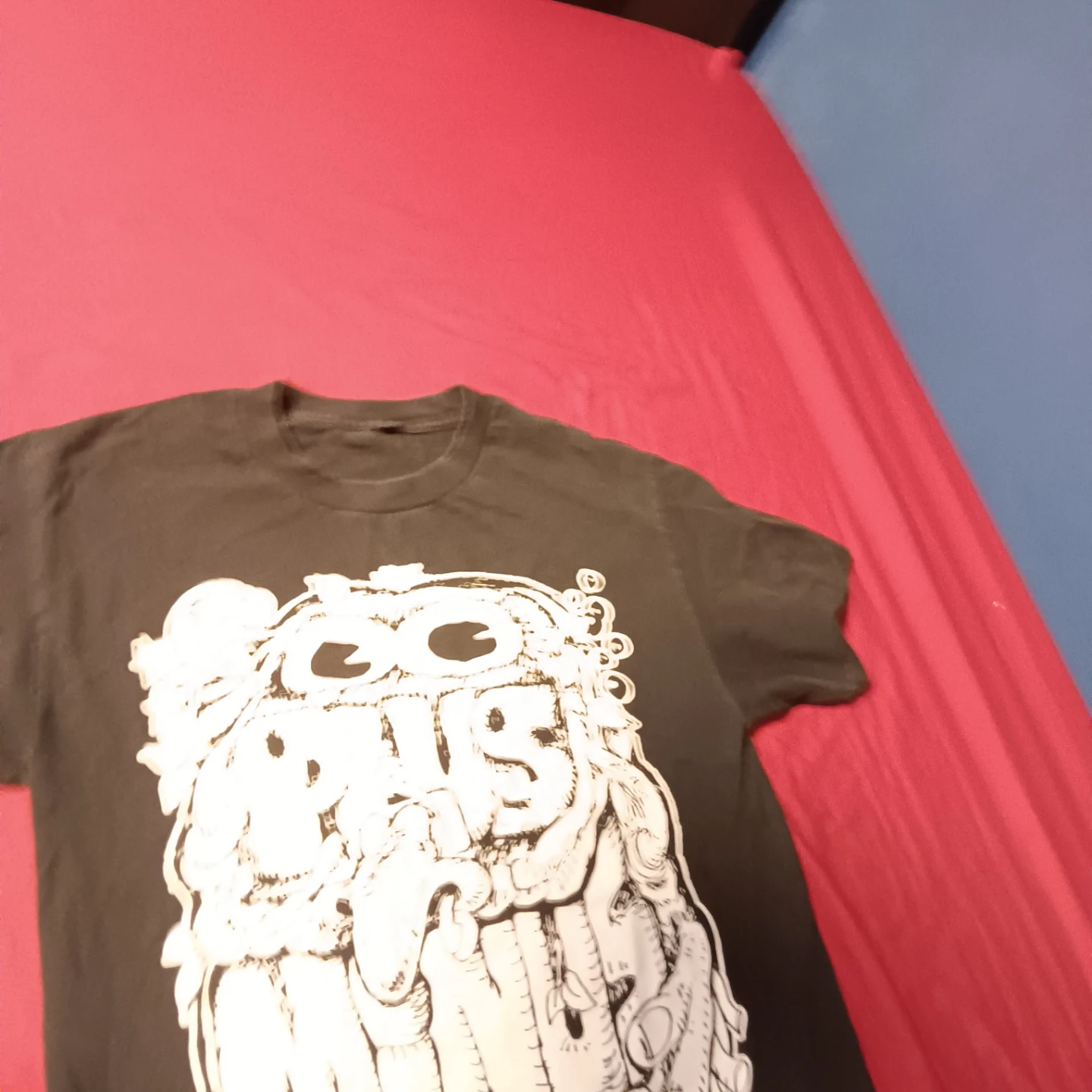 Plus Minus MTL World Tour 2014 Graphic T-Shirt - photo 2
