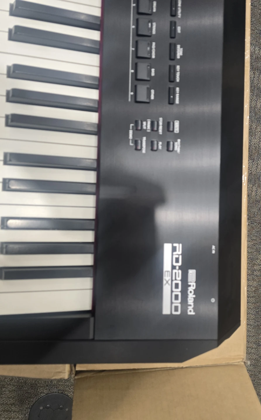 Roland RD-2000 EX Digital Stage Piano - photo 5