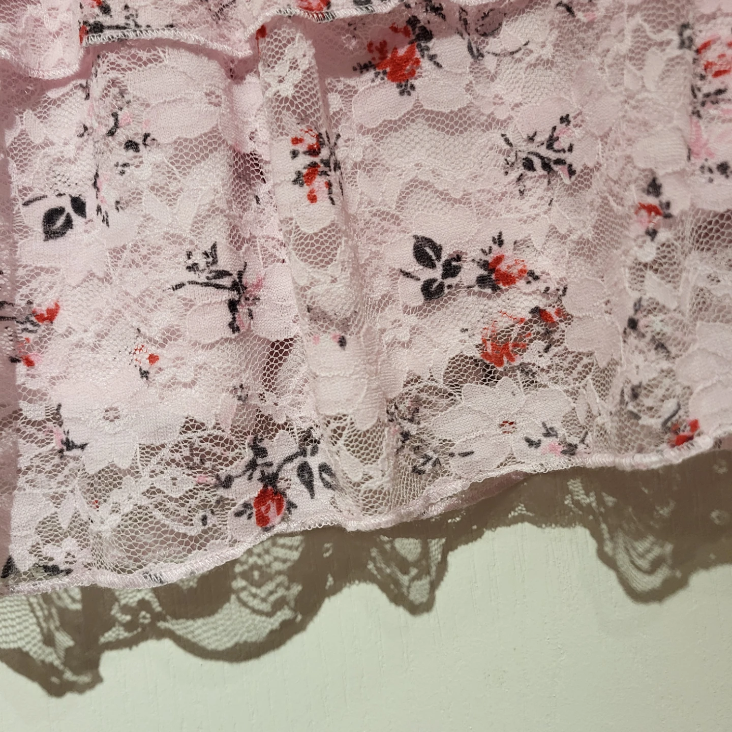No Boundaries Pink Floral Lace Skirt - photo 2