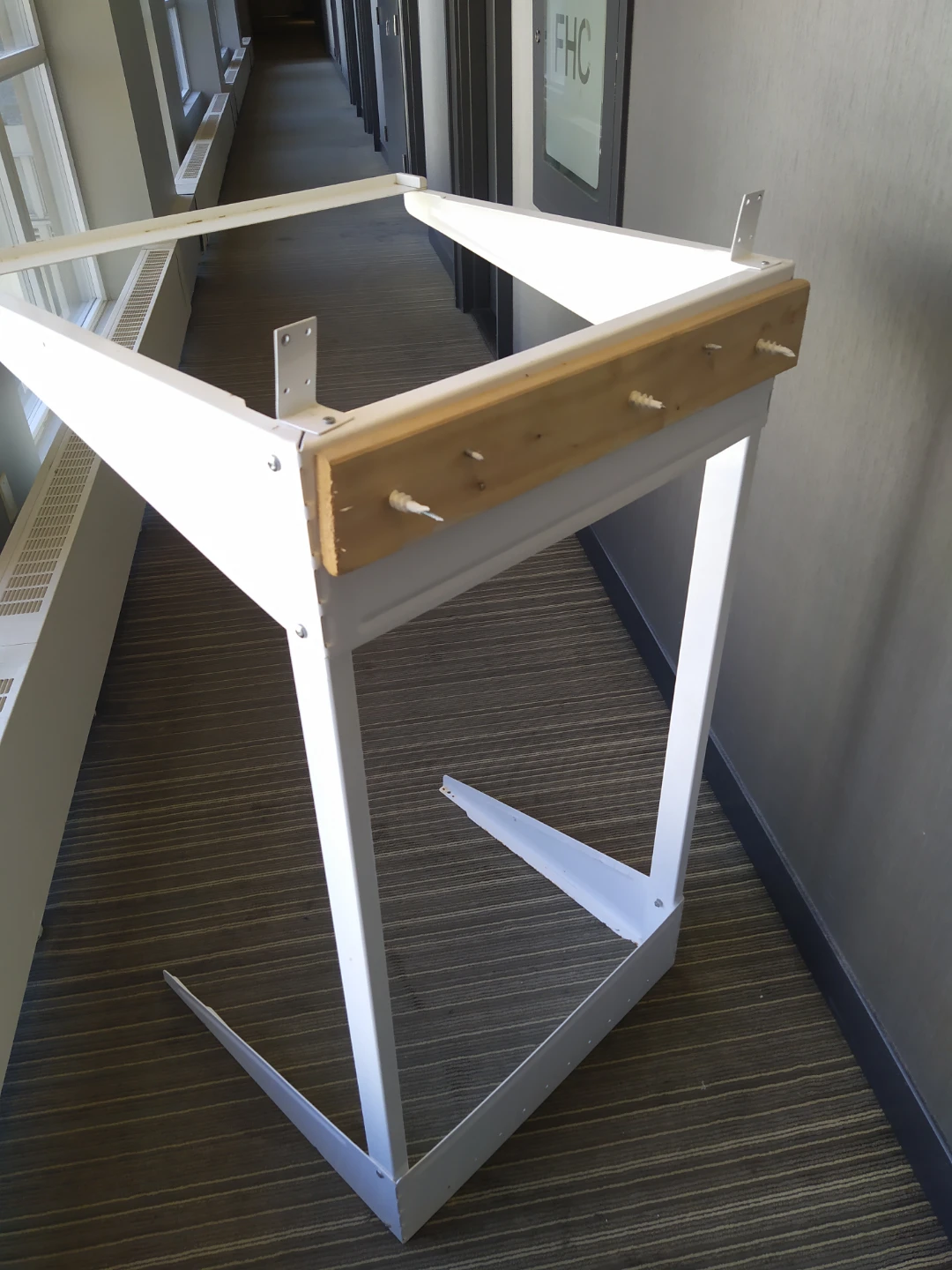 White Metal stand alone 24" dryer Bracket - photo 2
