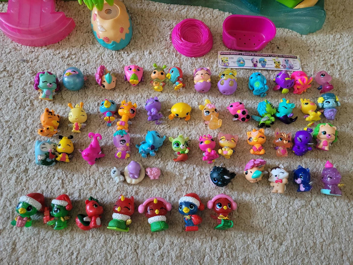 Hatchimals mini figures playset - photo 2