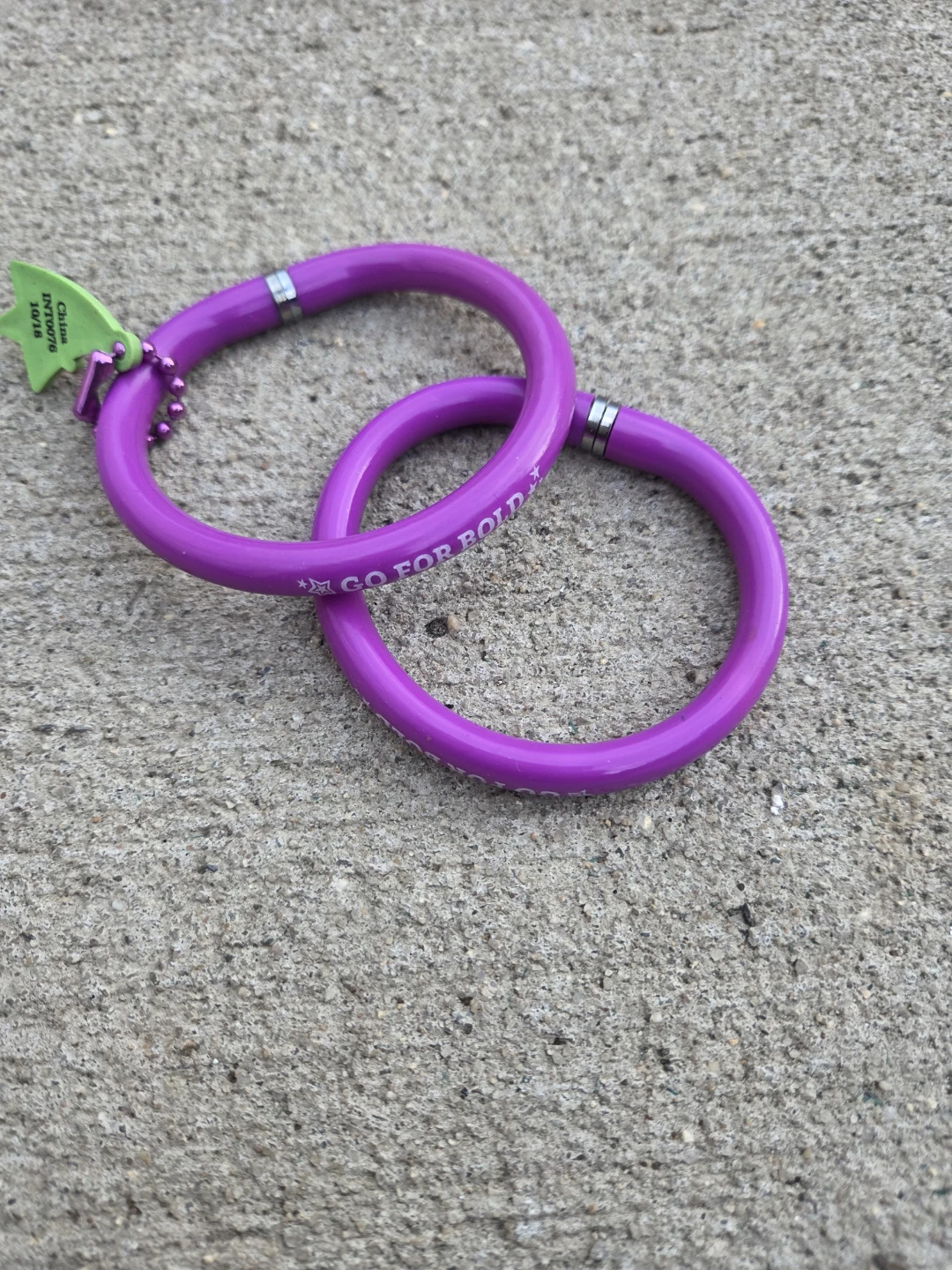 Set of 2 Purple Go For Bold pen Bracelets - photo 2