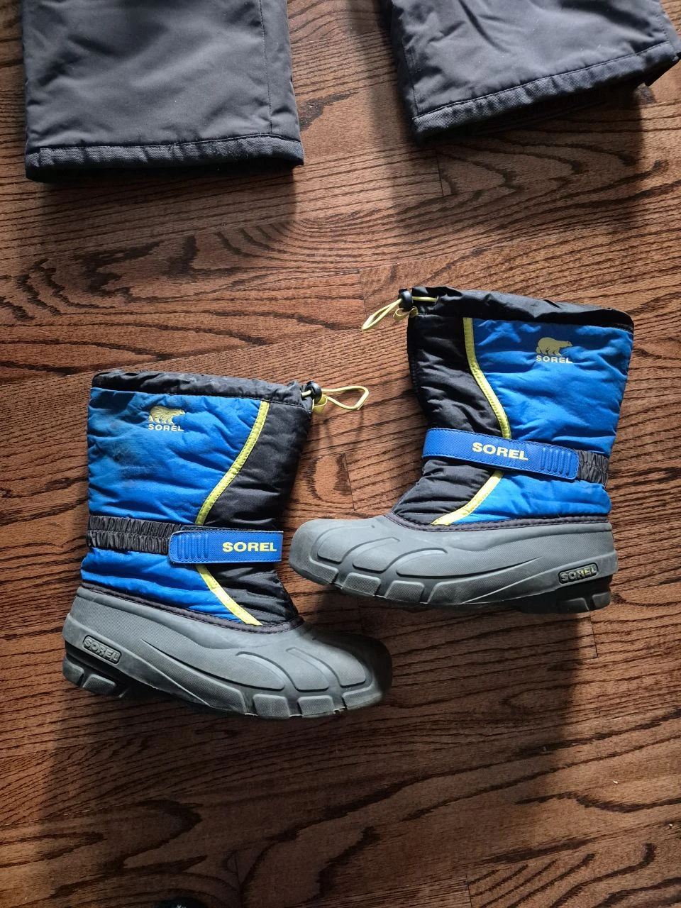 SOREL Winter Boots Blue and Black
