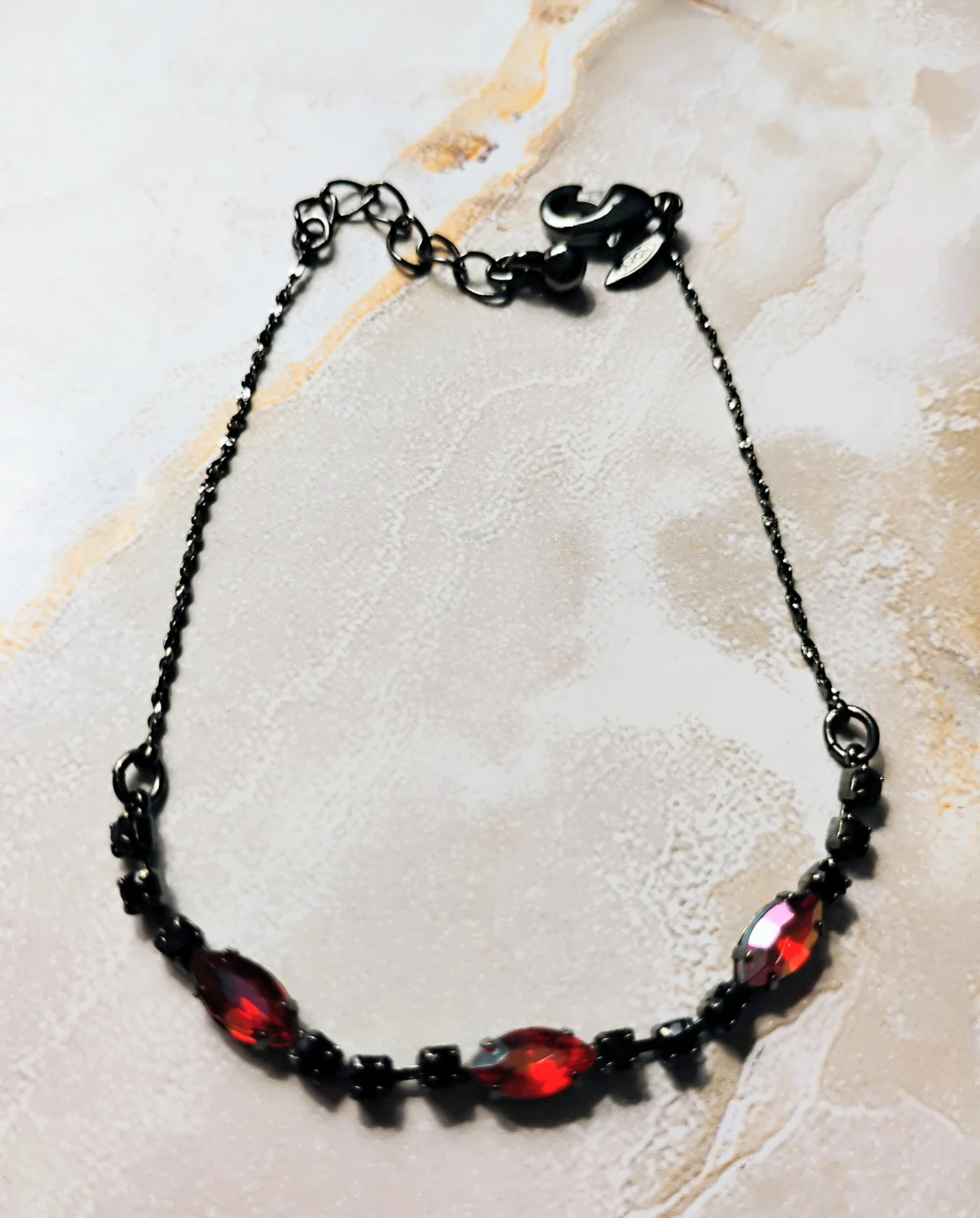 VINTAGE AVON RED RHINESTONE NECKLACE, BRACELET & EARRINGS - photo 3