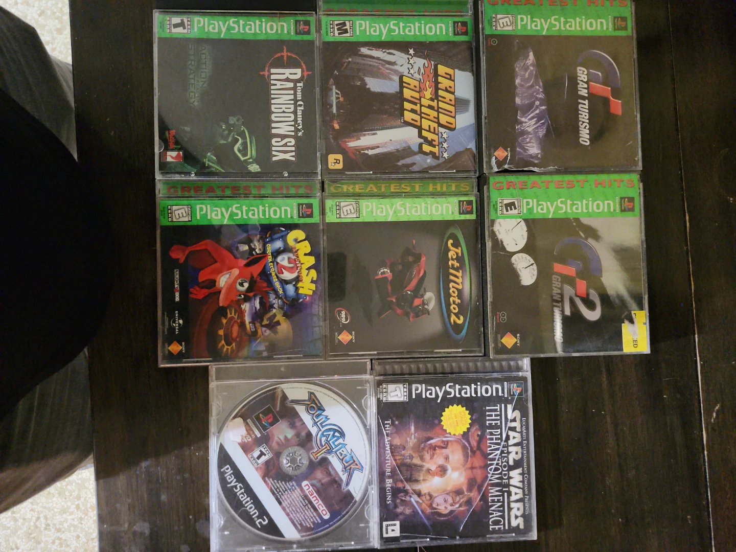 PlayStation 3 Console with 2 Controllers and 19 Games - photo 4
