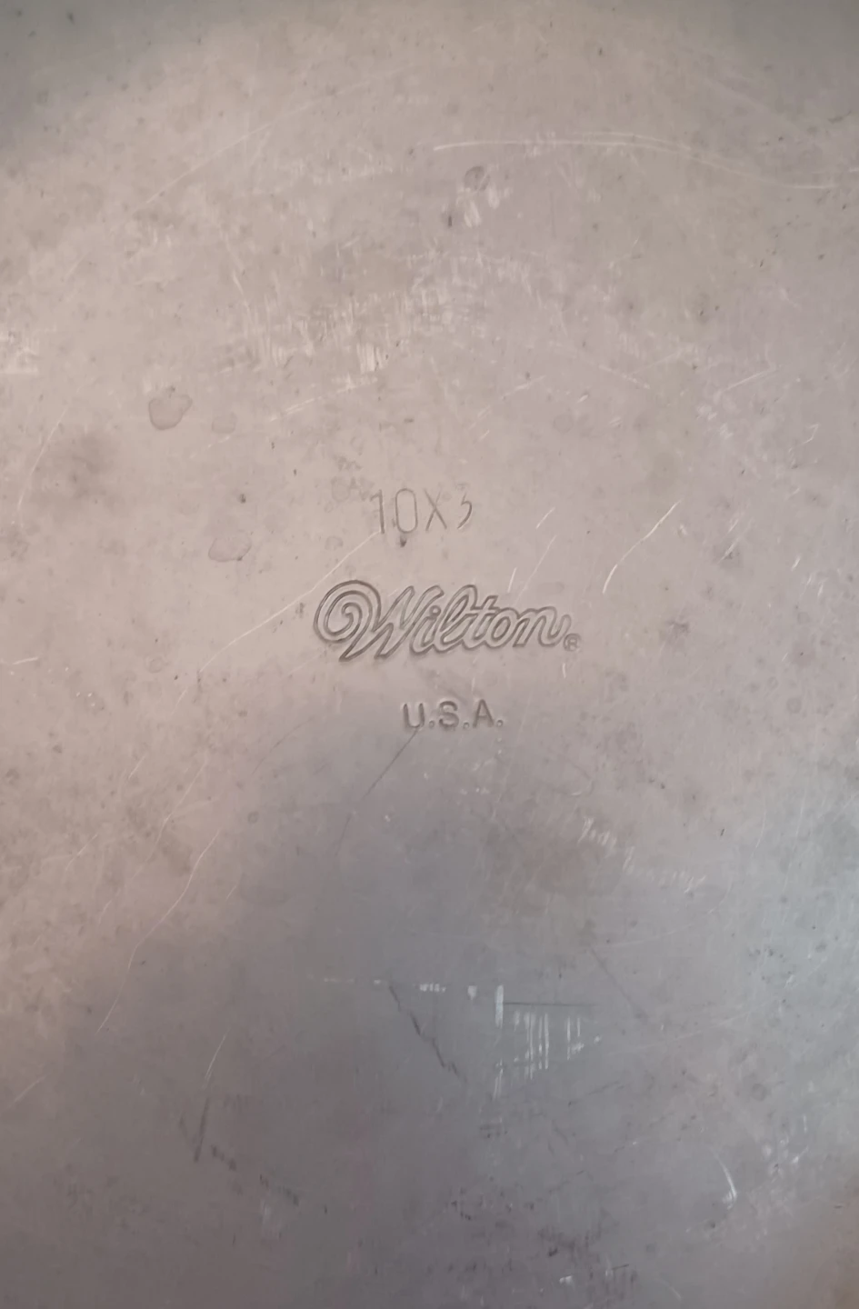 Wilton 10x3 Inch Round Cake Pan - photo 3