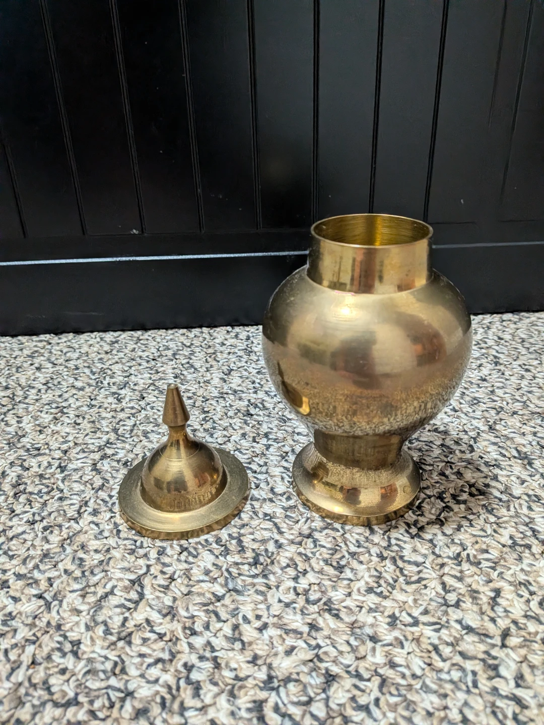Vintage solid brass lidded urn, ginger jar - photo 4