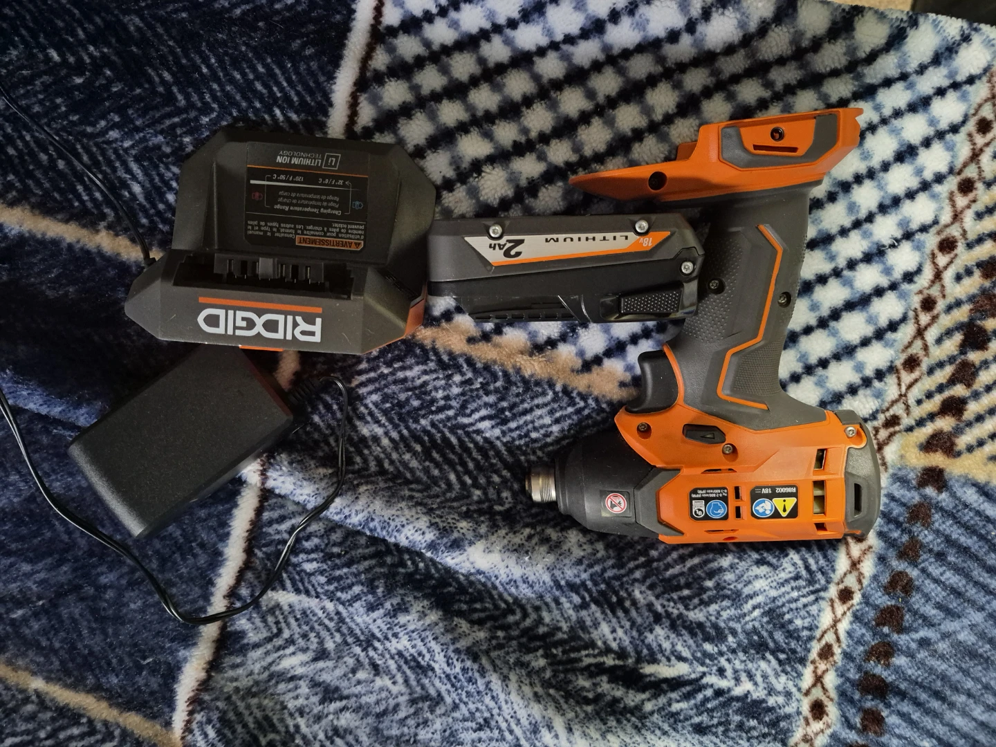 Ridgid 18V Impact Driver with 2Ah Battery and Charger