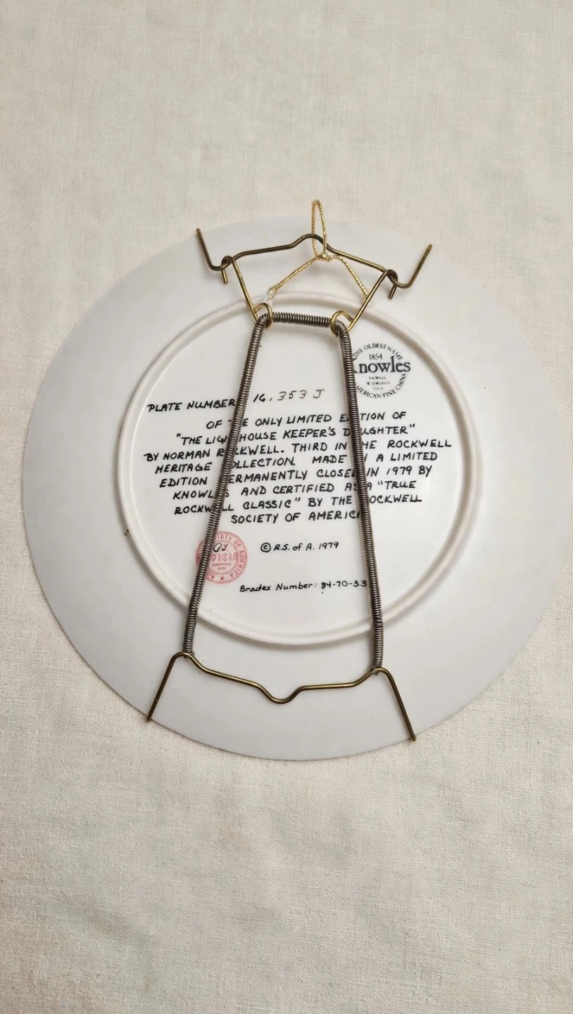 Norman Rockwell The Lighthouse Keeper's Daughter Plate - photo 3