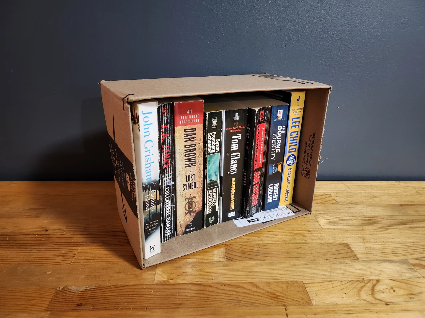 Thriller Mystery Paperback Books- (Lot of 8) - photo 4