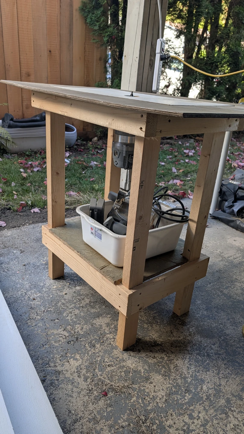 Mastercraft Maximum Router w/ bits and table - photo 5