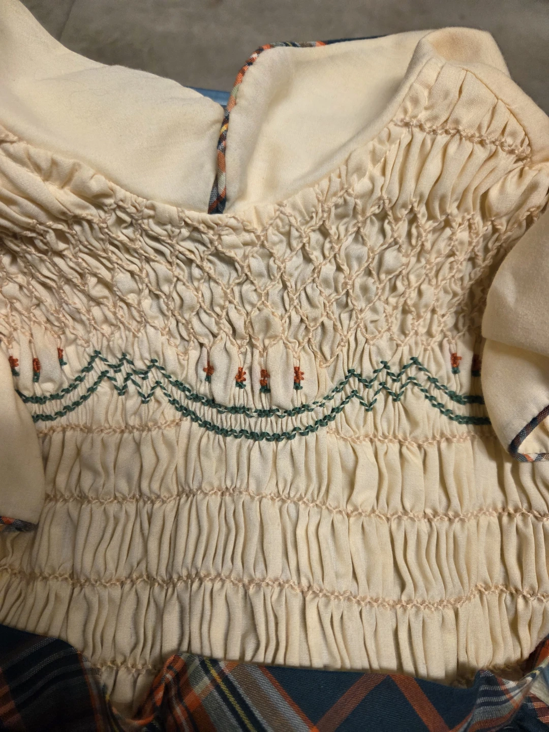 Vintage Plaid Smocked Dress - photo 4