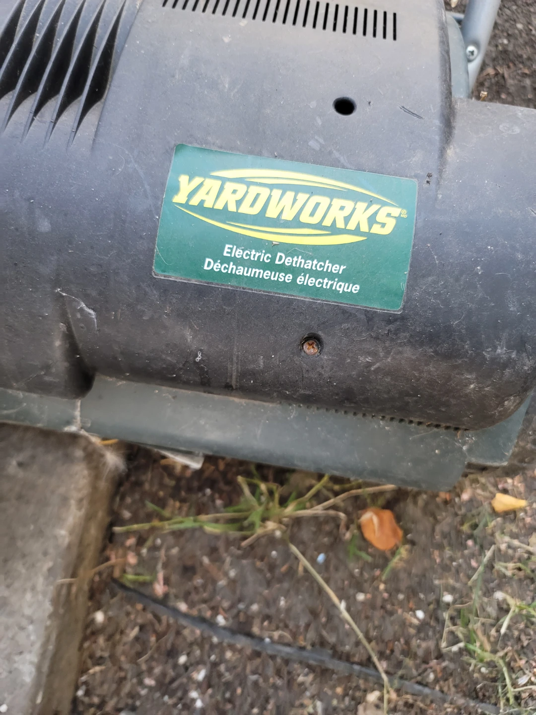 Yardworks Electric Dethatcher