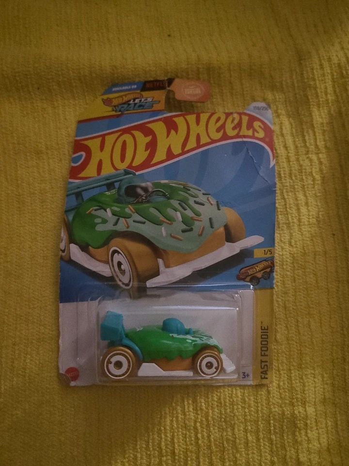 HOT WHEELS FAST FOODIE SERIES